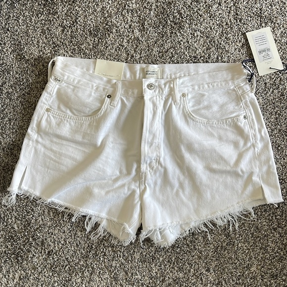 CITIZENS OF HUMANITY | Annabelle Cut Off Denim Short - Picture 5 of 7